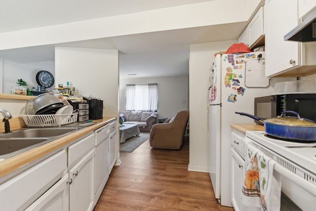 2411-2413 S KENDALLWOOD RD, Columbia, MO 65203