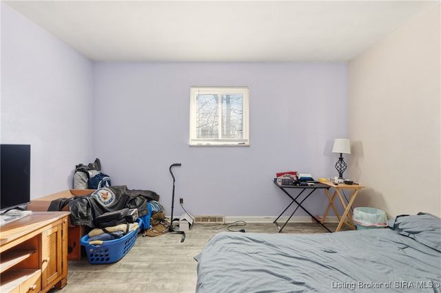 2307 Sanderson Avenue, New Albany, IN 47150