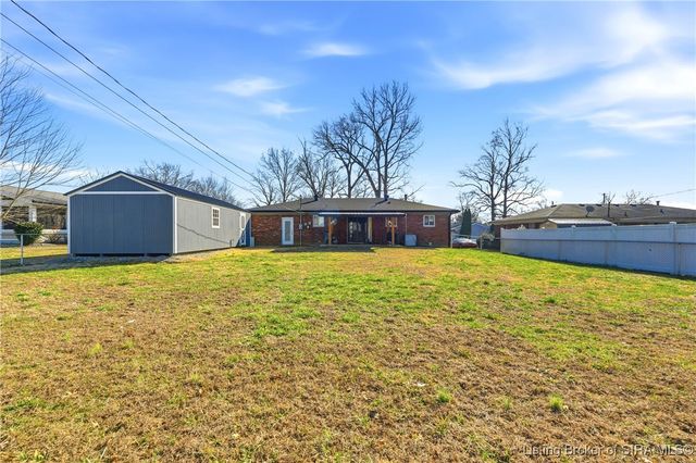 2307 Sanderson Avenue, New Albany, IN 47150