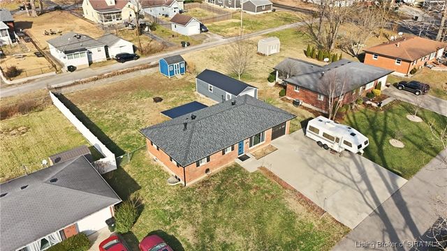 2307 Sanderson Avenue, New Albany, IN 47150