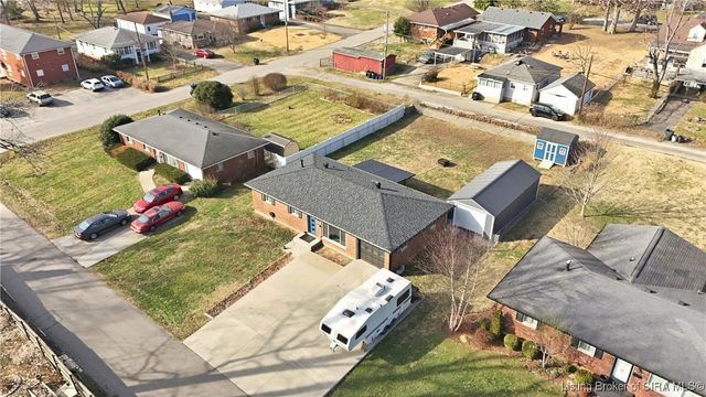 2307 Sanderson Avenue, New Albany, IN 47150