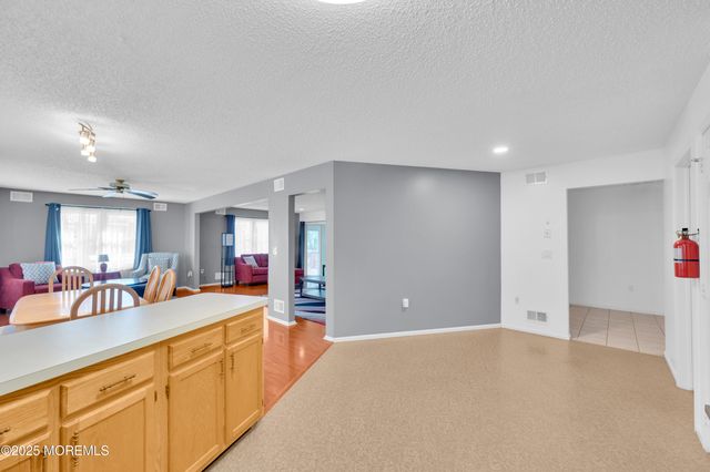 3 Taylor Court, Lakewood, NJ 08701