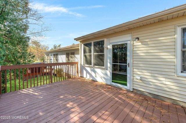 3 Taylor Court, Lakewood, NJ 08701