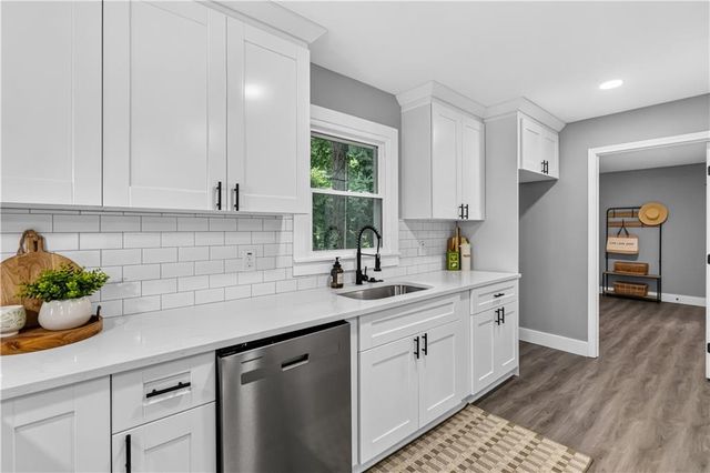1539 Rockingway Drive SW, Marietta, GA 30008