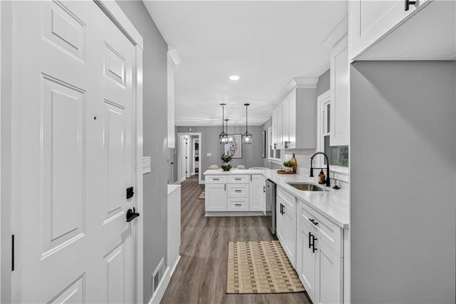 1539 Rockingway Drive SW, Marietta, GA 30008