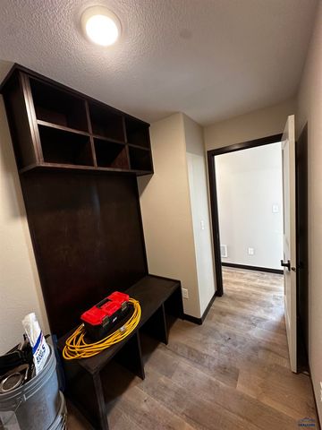 620 BULL RUN DR, Box Elder, SD 57719