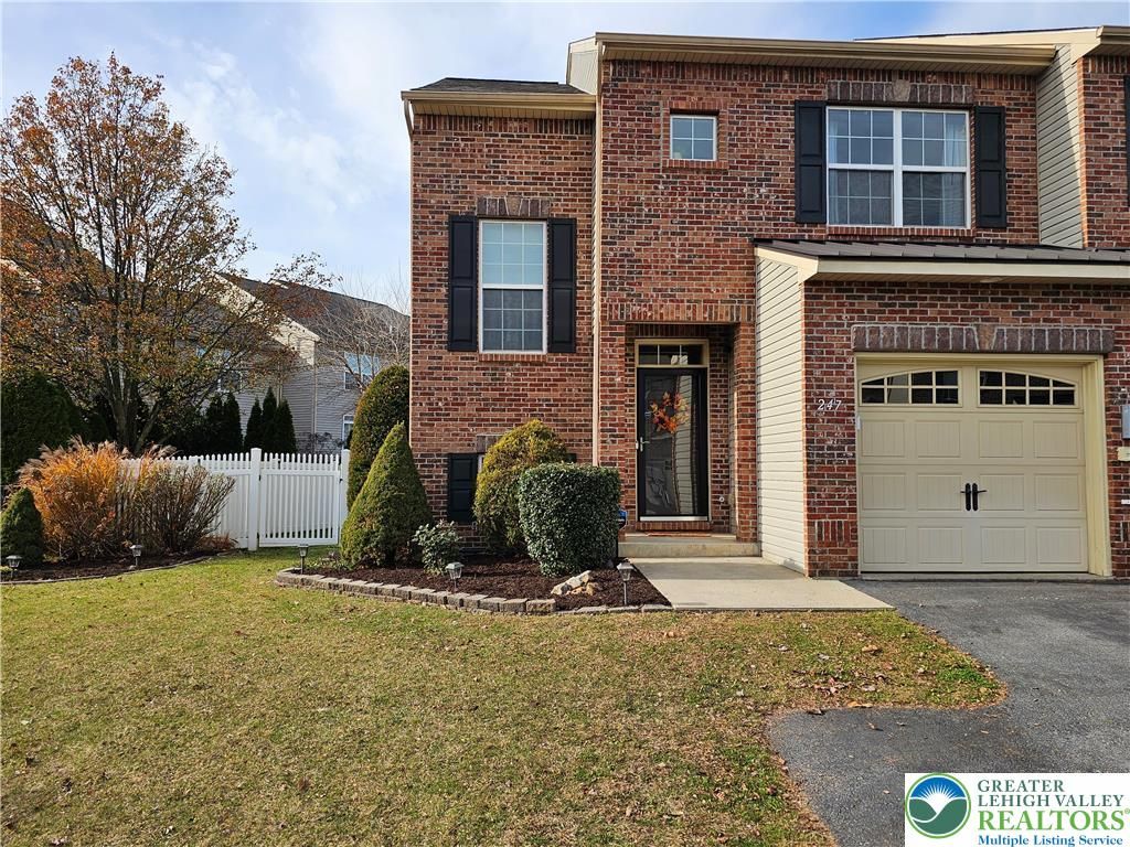 247 Milkweed Drive, Upper Macungie Twp, PA 18104