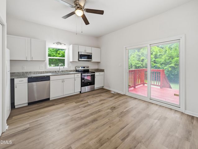 820 Chandler Avenue, Burlington, NC 27217