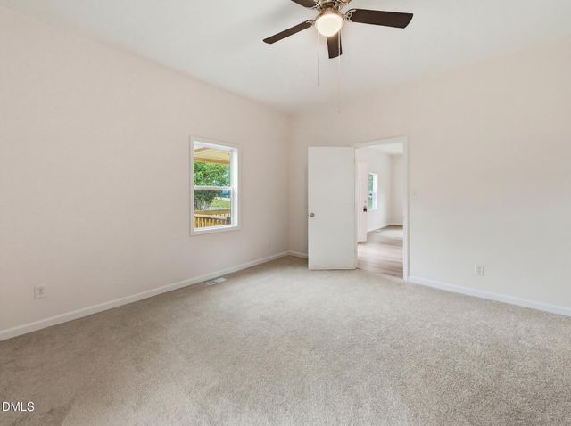 820 Chandler Avenue, Burlington, NC 27217