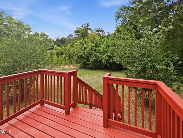 820 Chandler Avenue, Burlington, NC 27217