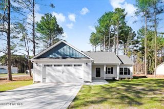 1774 Walnut Run Drive, Deep Run, NC 28525