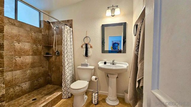 2412 Altisma Way D, Carlsbad, CA 92009