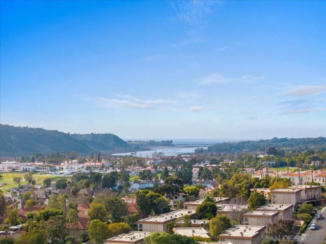 2412 Altisma Way D, Carlsbad, CA 92009