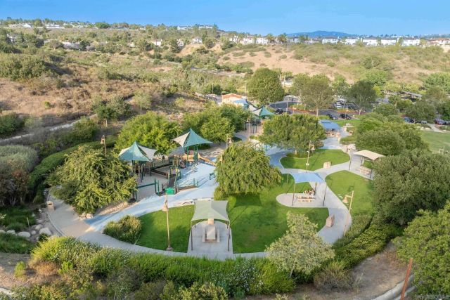 2412 Altisma Way D, Carlsbad, CA 92009