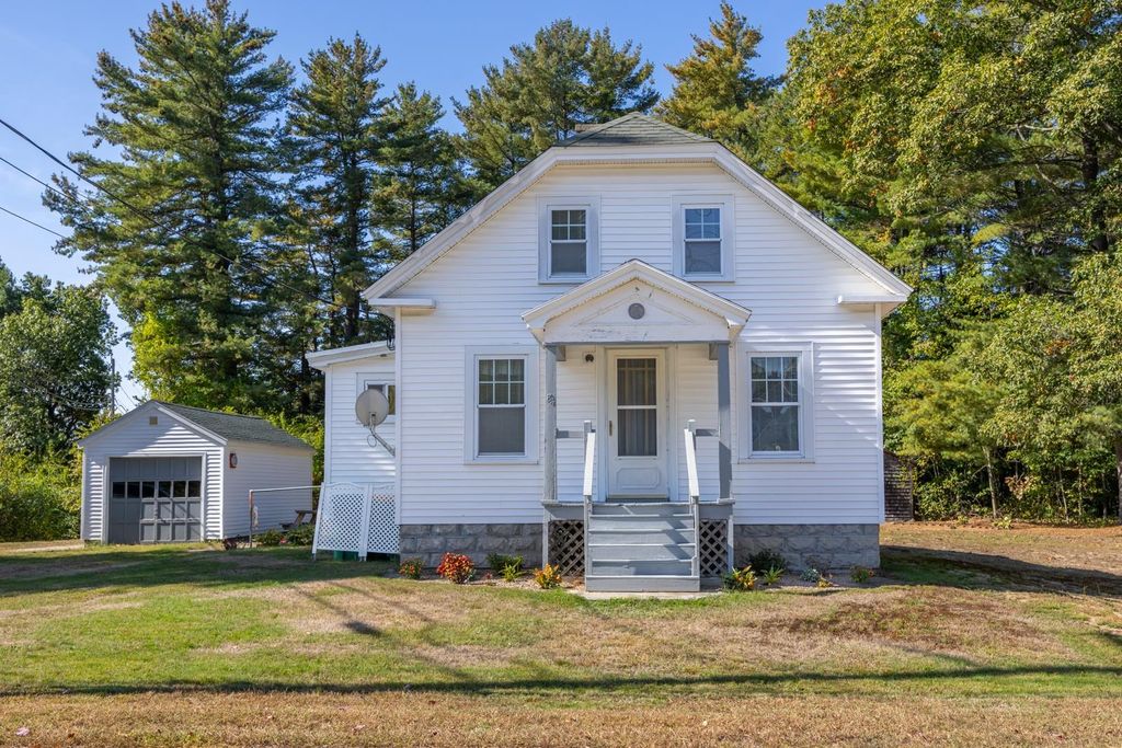 84 Chestnut Hill Road, Rochester, NH 03867