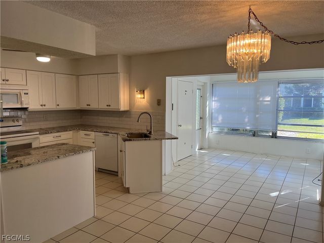 7400 College PKWY 57B, Fort Myers, FL 33907