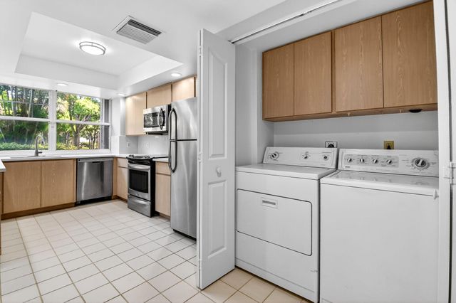 8111 Northboro Court 11b, Lake Clarke Shores, FL 33406