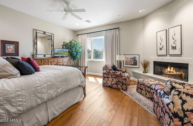 5434 E Lincoln Drive 19, Paradise Valley, AZ 85253