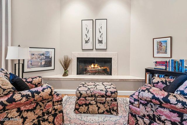 5434 E Lincoln Drive 19, Paradise Valley, AZ 85253