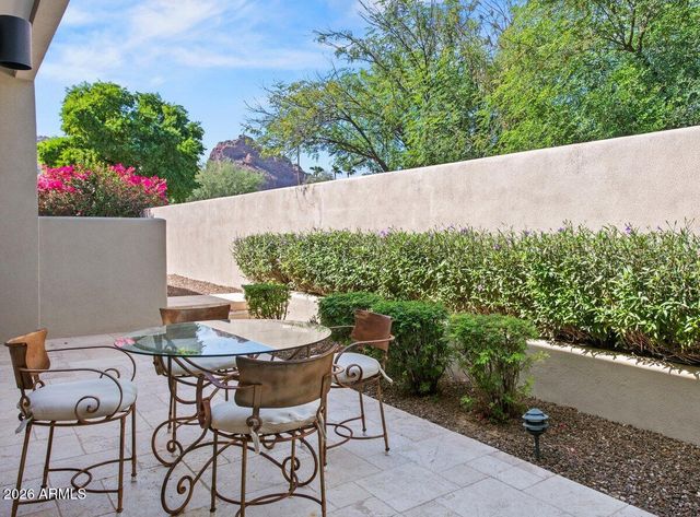 5434 E Lincoln Drive 19, Paradise Valley, AZ 85253