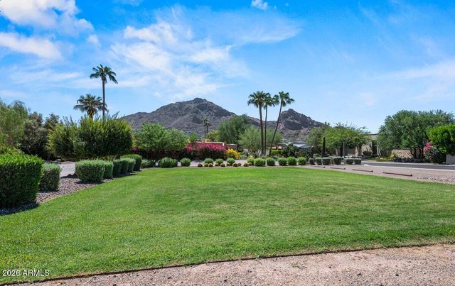 5434 E Lincoln Drive 19, Paradise Valley, AZ 85253