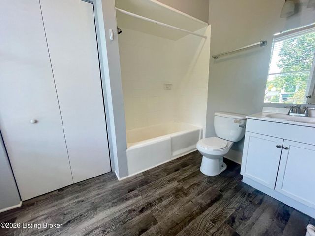 1308 E Main St 3, New Albany, IN 47150