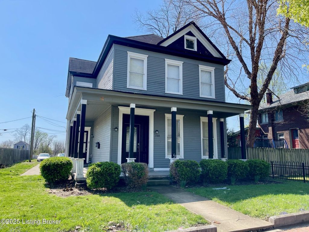 1308 E Main St 3, New Albany, IN 47150