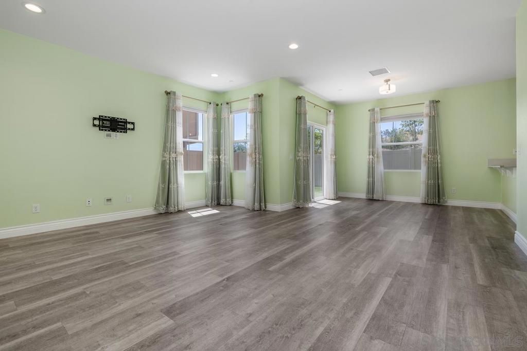 Image 3 of property listing at 1840 Olivia St, El Cajon, CA 92021
