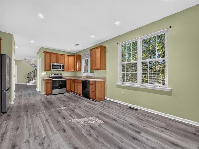 337 East Kleinhans Street, Easton, PA 18042