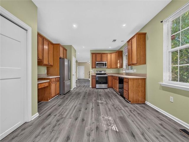 337 East Kleinhans Street, Easton, PA 18042