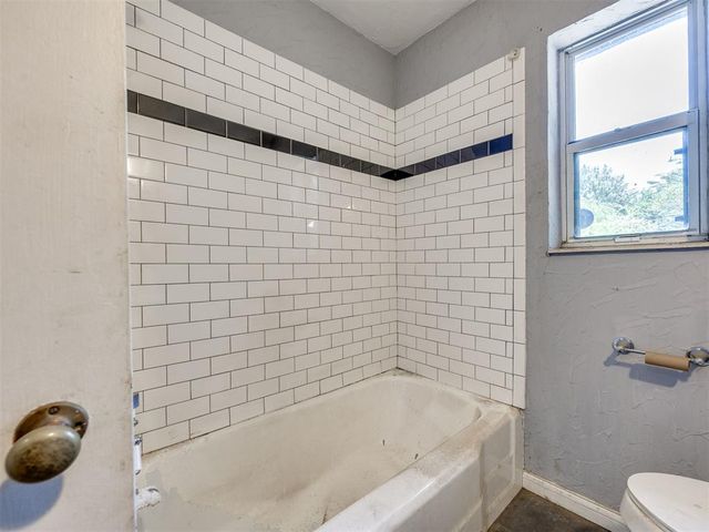 4215 NW 19th Street, Oklahoma City, OK 73107