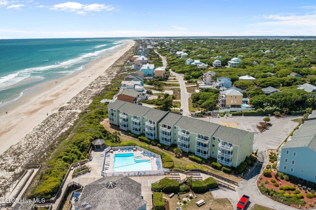 9201 Coast Guard Road A105, Emerald Isle, NC 28594