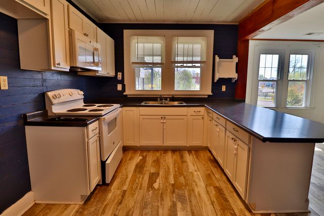 143 LAKE DR, Ripley, TN 38063