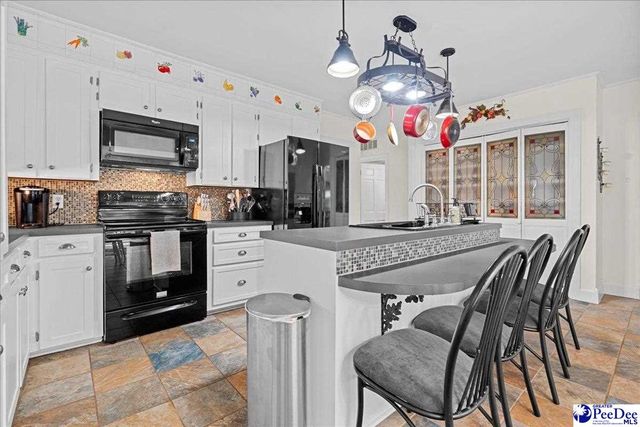 2019 Cale Yarborough Hwy, Timmonsville, SC 29161