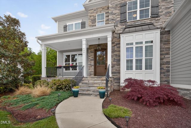 6901 Ray Family Farm Court, Raleigh, NC 27613