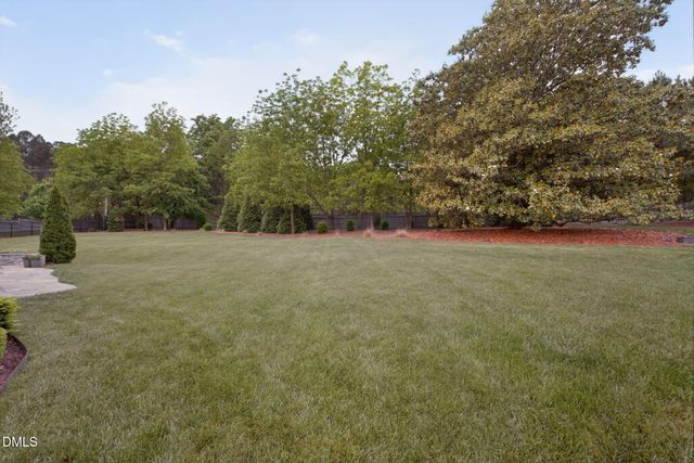 6901 Ray Family Farm Court, Raleigh, NC 27613