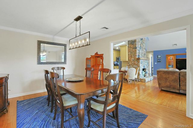 11 Lakeside Road, Mahopac, NY 10541