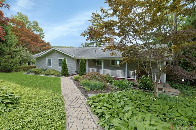 11 Lakeside Road, Mahopac, NY 10541