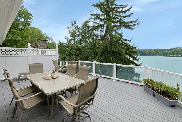 11 Lakeside Road, Mahopac, NY 10541