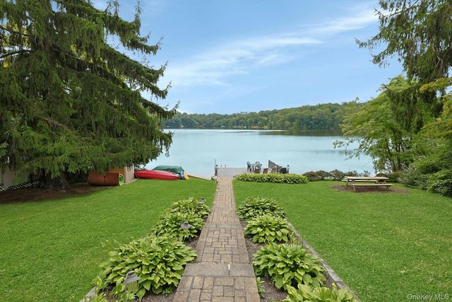 11 Lakeside Road, Mahopac, NY 10541