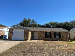 5514 Meadow Nest Drive, Dallas, TX 75236