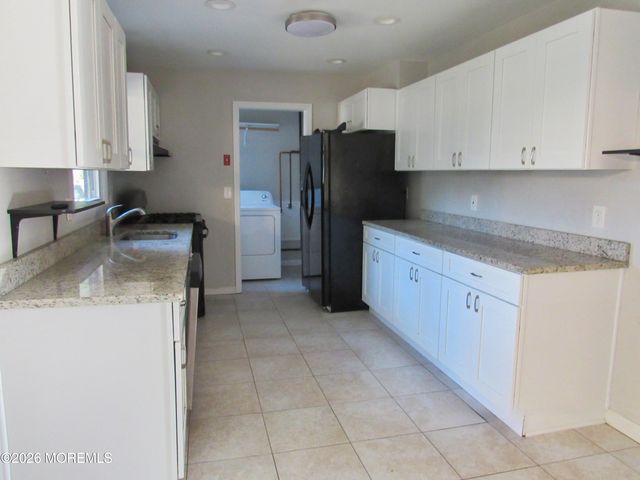 913 Larchmont Street, Toms River, NJ 08757
