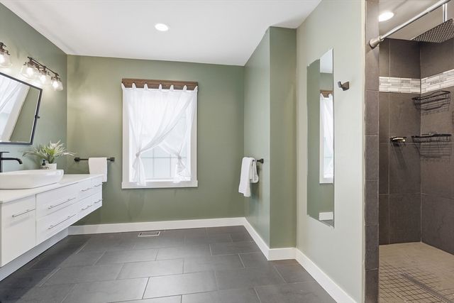 57 Berlin Rd, Bolton, MA 01740