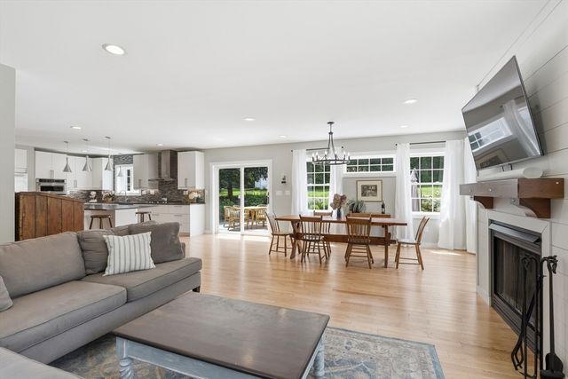 57 Berlin Rd, Bolton, MA 01740