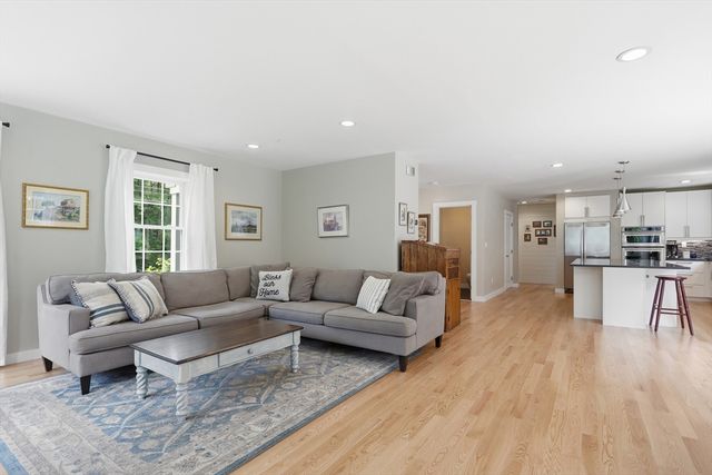 57 Berlin Rd, Bolton, MA 01740