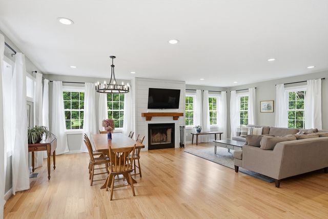 57 Berlin Rd, Bolton, MA 01740