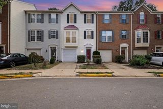 8298 JAKE PL, Alexandria, VA 22309