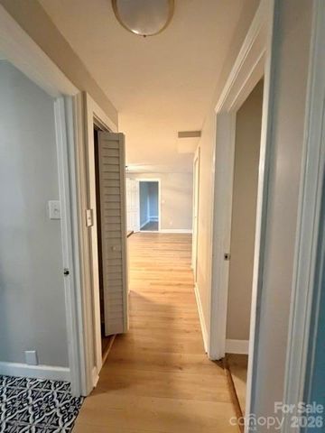 1450 3rd Street, Hickory, NC 28602