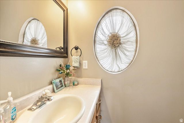 2486 W WINDING WAY, South Jordan, UT 84095