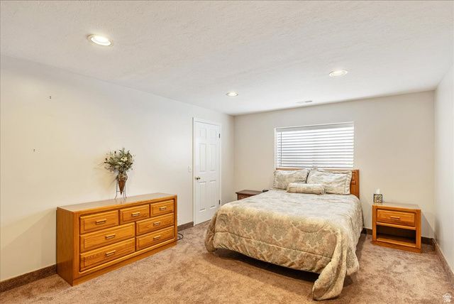 2486 W WINDING WAY, South Jordan, UT 84095